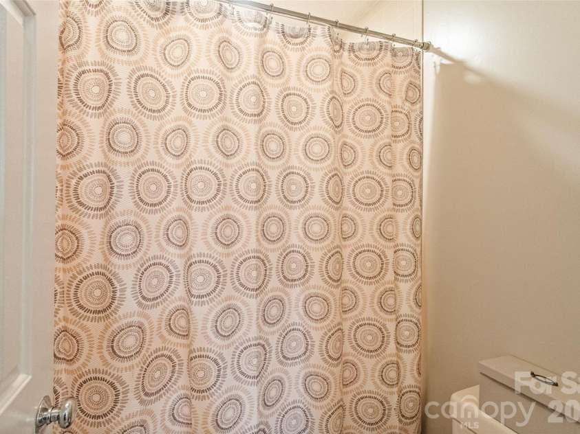 806 Colony Oaks Drive, Monroe, NC 28112.  MLS# CAR4395392, YatesRealty ID 4836. 