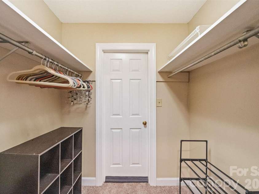 806 Colony Oaks Drive, Monroe, NC 28112.  MLS# CAR4395392, YatesRealty ID 4836. 