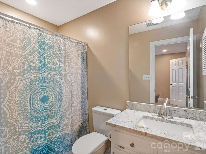 806 Colony Oaks Drive, Monroe, NC 28112.  MLS# CAR4395392, YatesRealty ID 4836. 