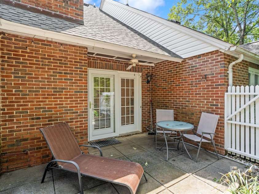 806 Colony Oaks Drive, Monroe, NC 28112.  MLS# CAR4395392, YatesRealty ID 4836. 