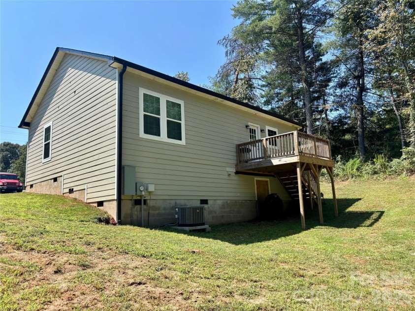 2613 Lynn Mountain Road, Vale, NC 28168.  MLS# CAR4419247, YatesRealty ID 48363. 