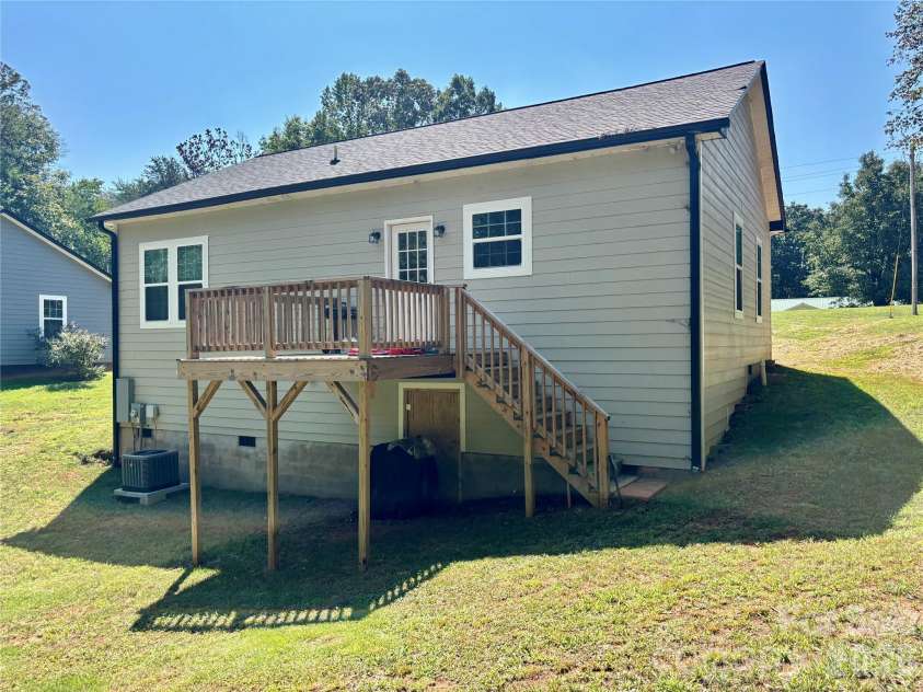 2613 Lynn Mountain Road, Vale, NC 28168.  MLS# CAR4419247, YatesRealty ID 48363. 