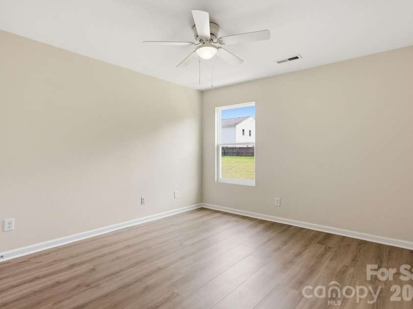 282 Water Lily Circle, Winston Salem, NC 27107.  MLS# CAR4420914, YatesRealty ID 48364. 