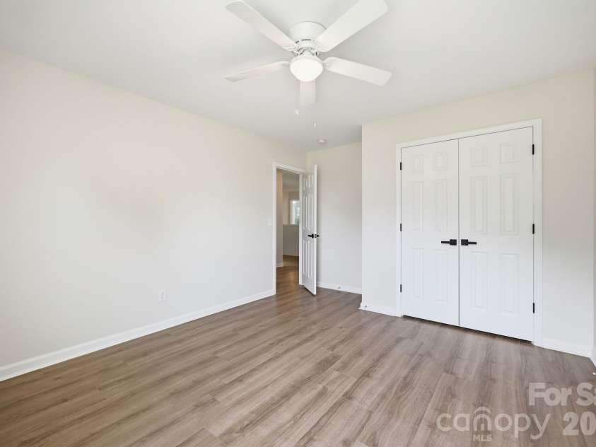 282 Water Lily Circle, Winston Salem, NC 27107.  MLS# CAR4420914, YatesRealty ID 48364. 