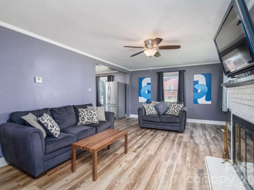 4282 Buffalo Shoals Road, Maiden, NC 28650.  MLS# CAR4420932, YatesRealty ID 48367. 