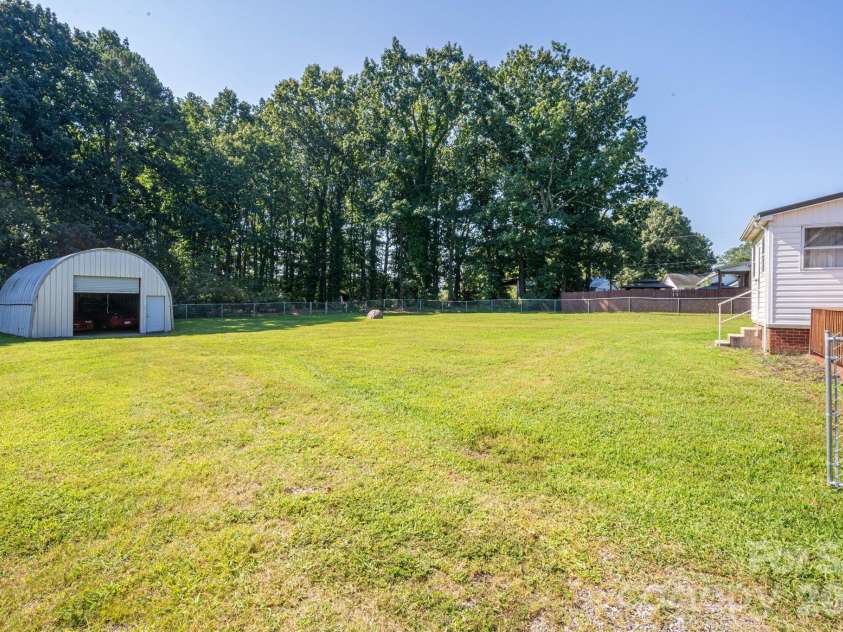 4282 Buffalo Shoals Road, Maiden, NC 28650.  MLS# CAR4420932, YatesRealty ID 48367. 