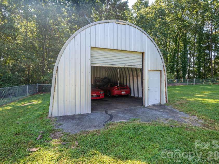 4282 Buffalo Shoals Road, Maiden, NC 28650.  MLS# CAR4420932, YatesRealty ID 48367. 
