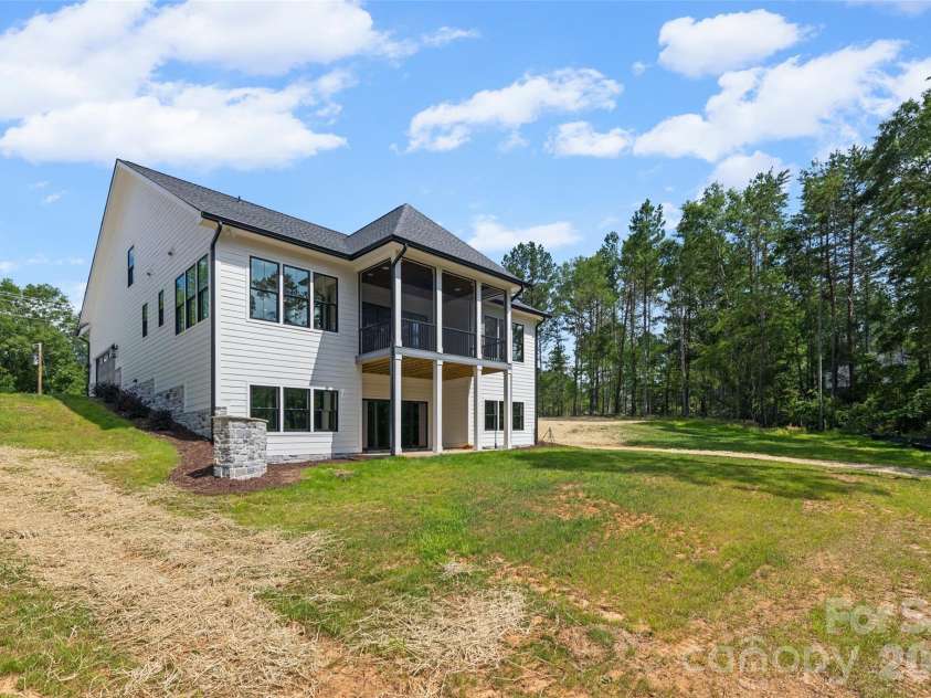 537 Riddle Mill Road, Clover, SC 29710.  MLS# CAR4401950, YatesRealty ID 4837. 