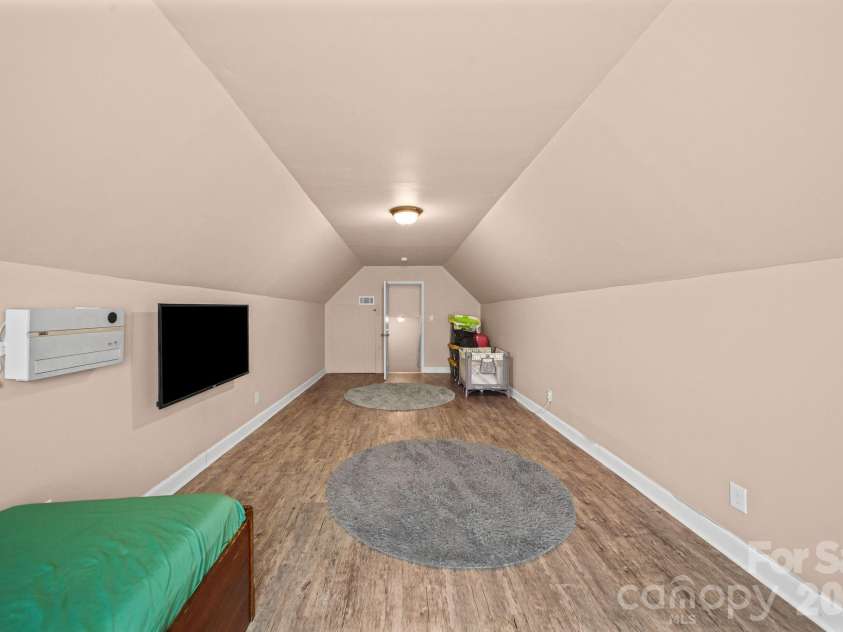 1360 Standing Oak Drive, Granite Quarry, NC 28146.  MLS# CAR4420485, YatesRealty ID 48370. 