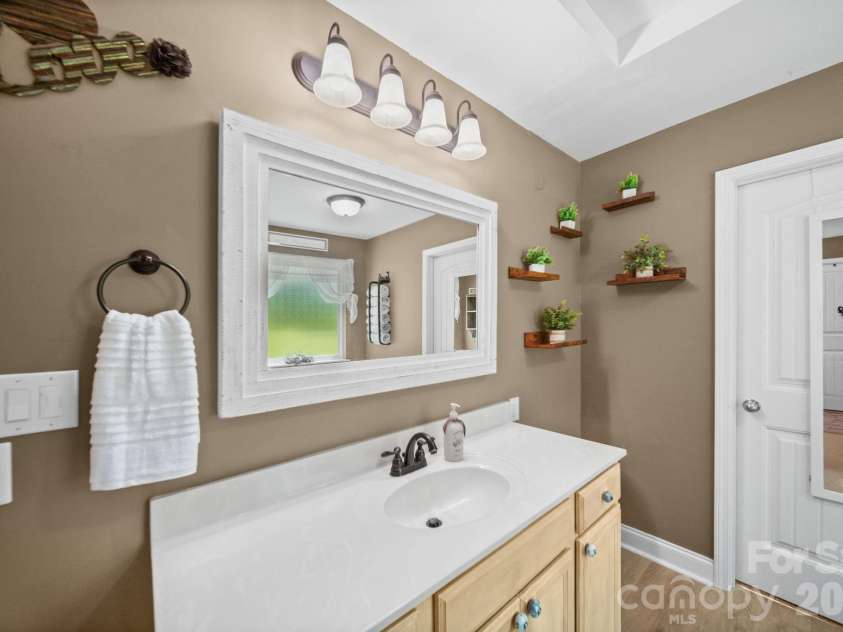 1360 Standing Oak Drive, Granite Quarry, NC 28146.  MLS# CAR4420485, YatesRealty ID 48370. 