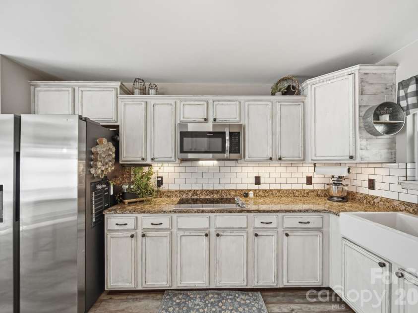 1360 Standing Oak Drive, Granite Quarry, NC 28146.  MLS# CAR4420485, YatesRealty ID 48370. 