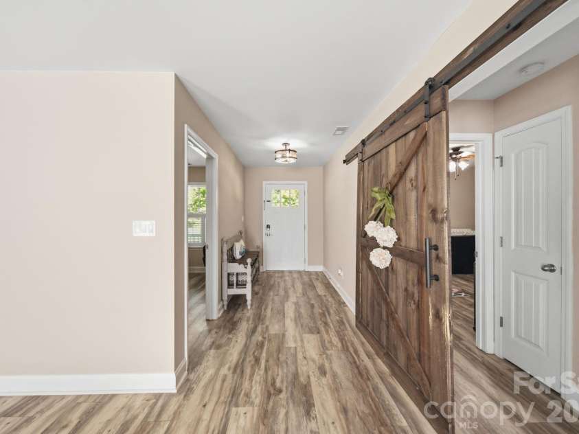 1360 Standing Oak Drive, Granite Quarry, NC 28146.  MLS# CAR4420485, YatesRealty ID 48370. 