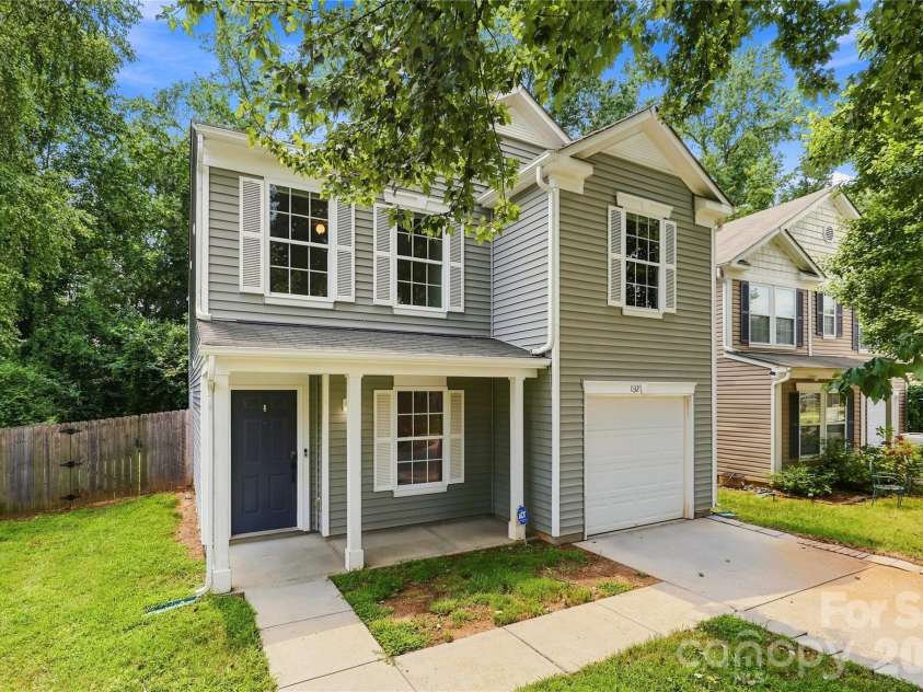 1132 New Day Court, Charlotte, NC 28215.  MLS# CAR4413933, YatesRealty ID 48371. 