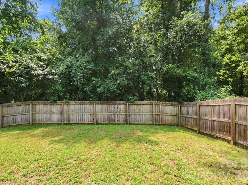 1132 New Day Court, Charlotte, NC 28215.  MLS# CAR4413933, YatesRealty ID 48371. 