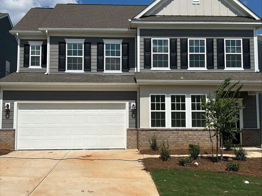 1303 Swift Lane, Belmont, NC 28012.  MLS# CAR4420944, YatesRealty ID 48372. 