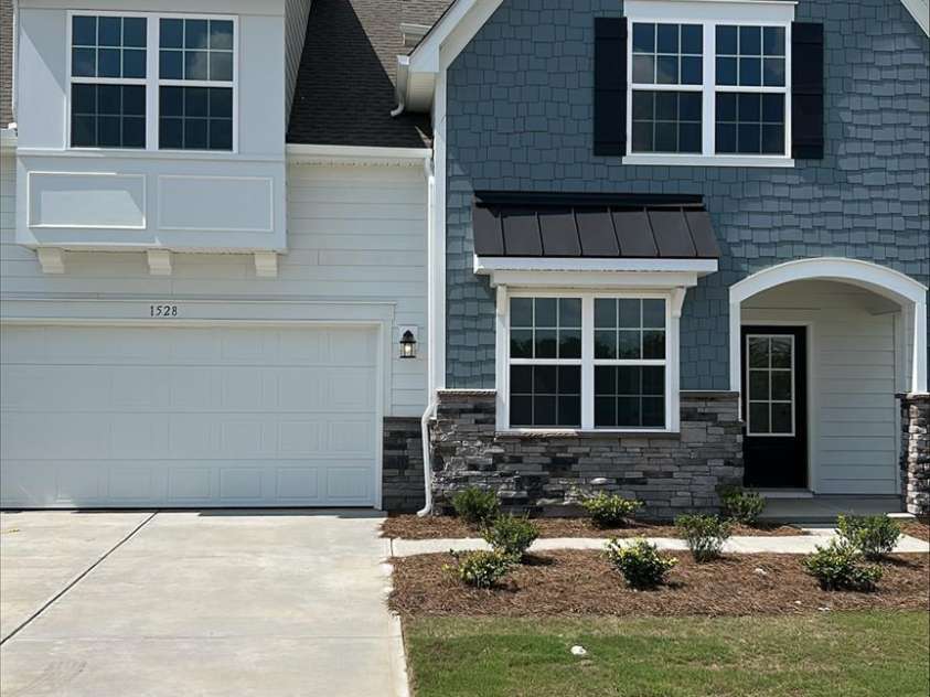 1528 Swallow Tail Drive, Belmont, NC 28012.  MLS# CAR4421005, YatesRealty ID 48377. 