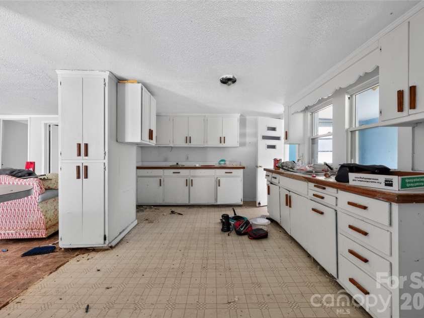 2797 HT Road, Lenoir, NC 28645.  MLS# CAR4421002, YatesRealty ID 48378. 