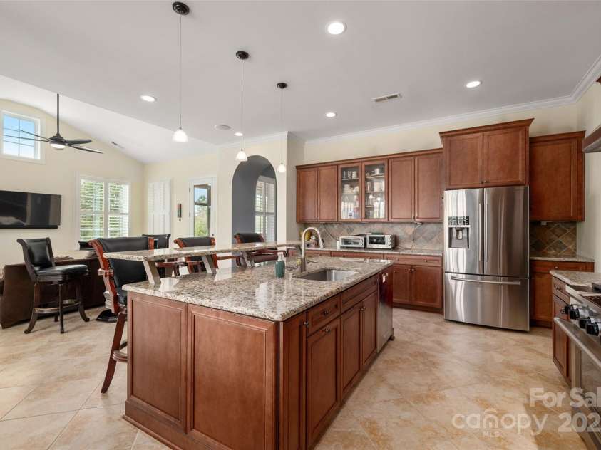 9610 Pensive Lane, Waxhaw, NC 28173.  MLS# CAR4240111, YatesRealty ID 4838. Extra space for entertaining