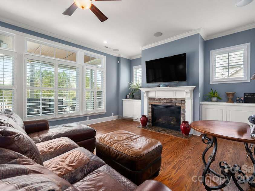 9610 Pensive Lane, Waxhaw, NC 28173.  MLS# CAR4240111, YatesRealty ID 4838. Family Room with cozy fireplace