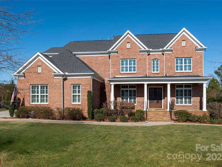 9610 Pensive Lane, Waxhaw, NC 28173.  MLS# CAR4240111, YatesRealty ID 4838. Welcome home to 9610 Pensive Lane in The Gates at Ansley