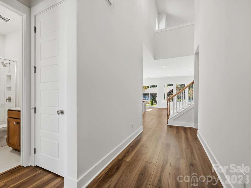 558 Cape Cod Way, Rock Hill, SC 29732.  MLS# CAR4421025, YatesRealty ID 48385. 2-Story Foyer! 10' ceiling and 8' doors throughout the first floor.