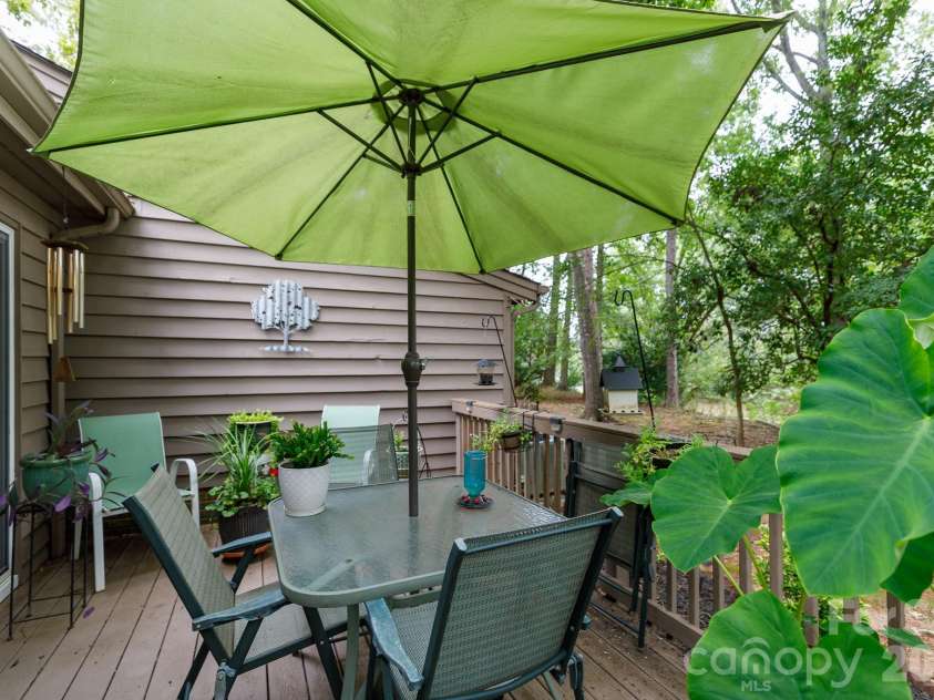 135 Cedar Hollow Street, Fort Mill, SC 29715.  MLS# CAR4420989, YatesRealty ID 48388. 