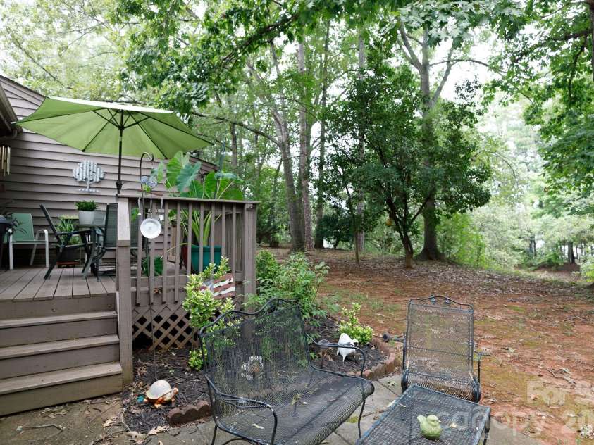 135 Cedar Hollow Street, Fort Mill, SC 29715.  MLS# CAR4420989, YatesRealty ID 48388. 
