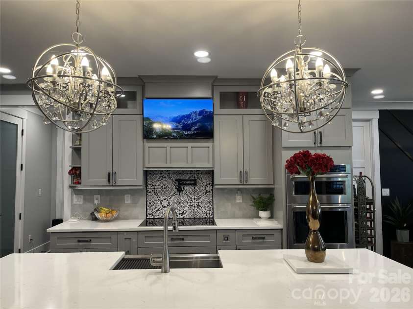 900 Houston Heights Road, Charlotte, NC 28262.  MLS# CAR4420916, YatesRealty ID 48389. 