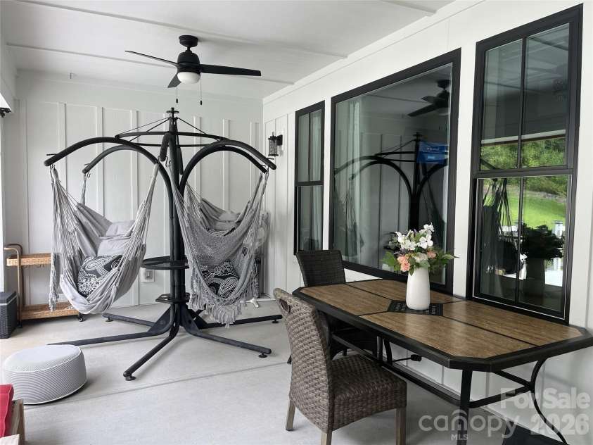 900 Houston Heights Road, Charlotte, NC 28262.  MLS# CAR4420916, YatesRealty ID 48389. 