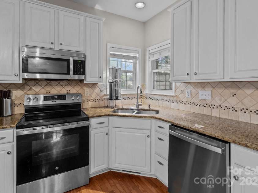 12114 Ulsten Lane, Huntersville, NC 28078.  MLS# CAR4237830, YatesRealty ID 4839. 