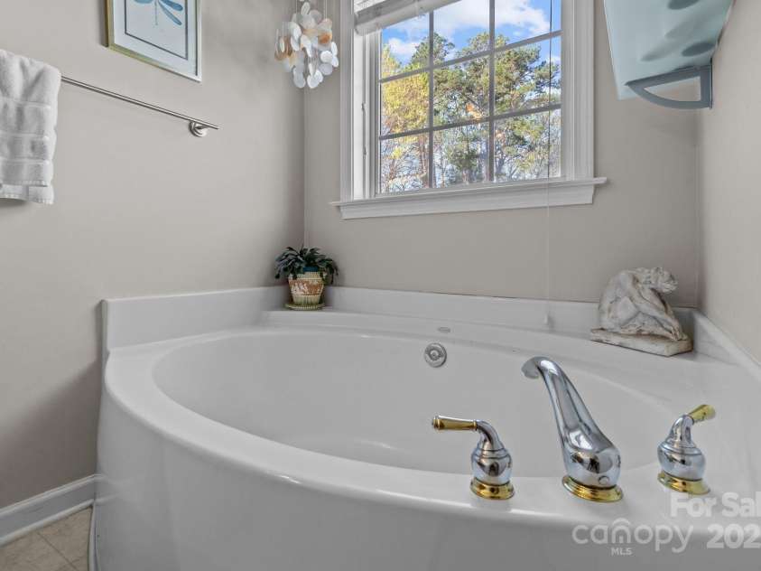 12114 Ulsten Lane, Huntersville, NC 28078.  MLS# CAR4237830, YatesRealty ID 4839. 