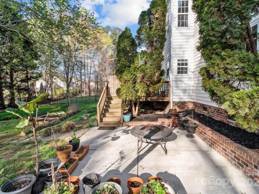 12114 Ulsten Lane, Huntersville, NC 28078.  MLS# CAR4237830, YatesRealty ID 4839. 