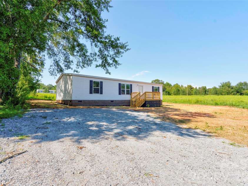 453 Thompson Road, Rutherfordton, NC 28139.  MLS# CAR4420981, YatesRealty ID 48390. 
