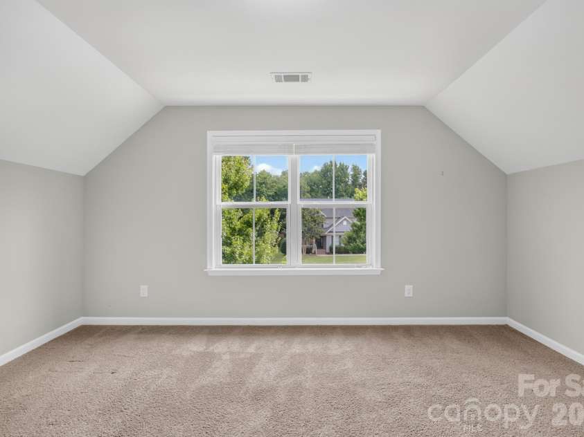 1004 Hawker Road, Matthews, NC 28104.  MLS# CAR4411741, YatesRealty ID 48396. Bonus Room / Primary space