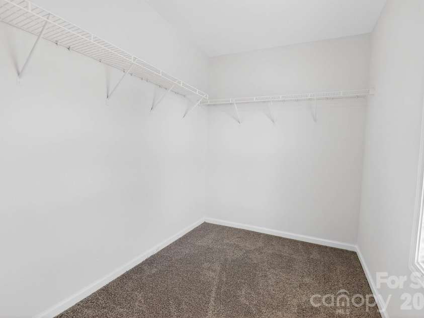 1911 Flushing Court, Charlotte, NC 28215.  MLS# CAR4421044, YatesRealty ID 48397. 
