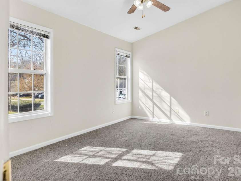 1911 Flushing Court, Charlotte, NC 28215.  MLS# CAR4421044, YatesRealty ID 48397. 