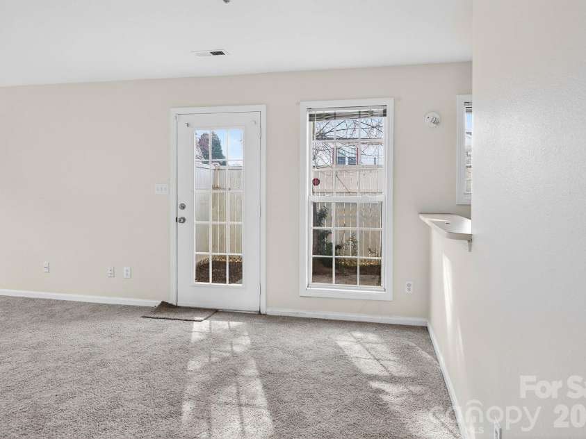 1911 Flushing Court, Charlotte, NC 28215.  MLS# CAR4421044, YatesRealty ID 48397. 