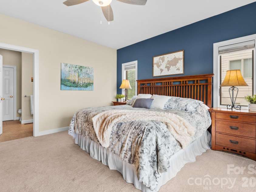 132 Rocky Top None, Sugar Mountain, NC 28604.  MLS# CAR4421054, YatesRealty ID 48399. 