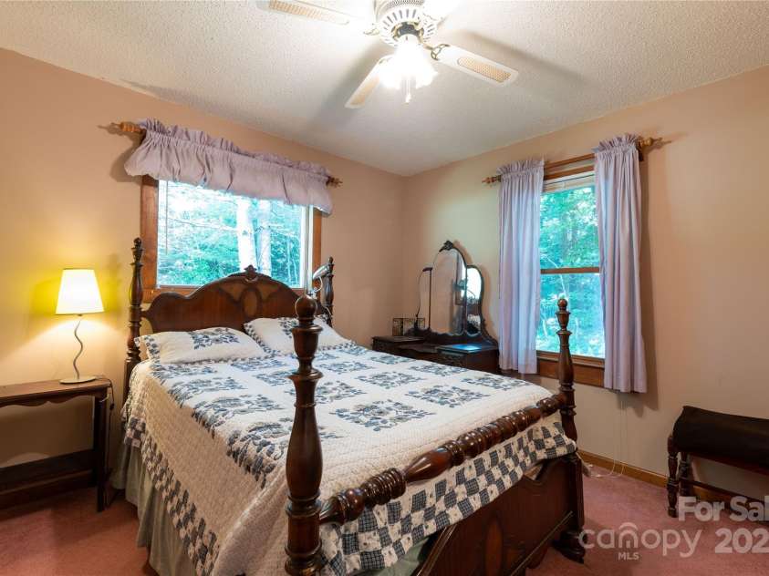 1220 Rock Creek Road, Burnsville, NC 28714.  MLS# CAR4173140, YatesRealty ID 484. 