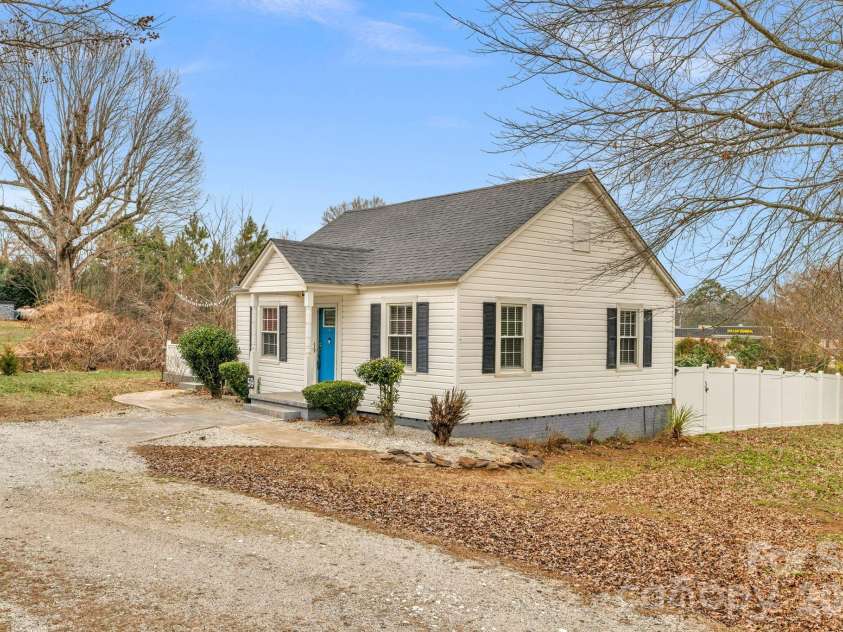 59 Lower White Store Road, Peachland, NC 28133.  MLS# CAR4333808, YatesRealty ID 4840. 