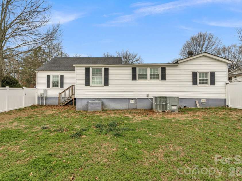 59 Lower White Store Road, Peachland, NC 28133.  MLS# CAR4333808, YatesRealty ID 4840. 