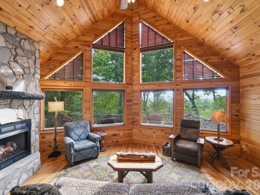 142 Fawn Lane, Purlear, NC 28665.  MLS# CAR4420826, YatesRealty ID 48401. 