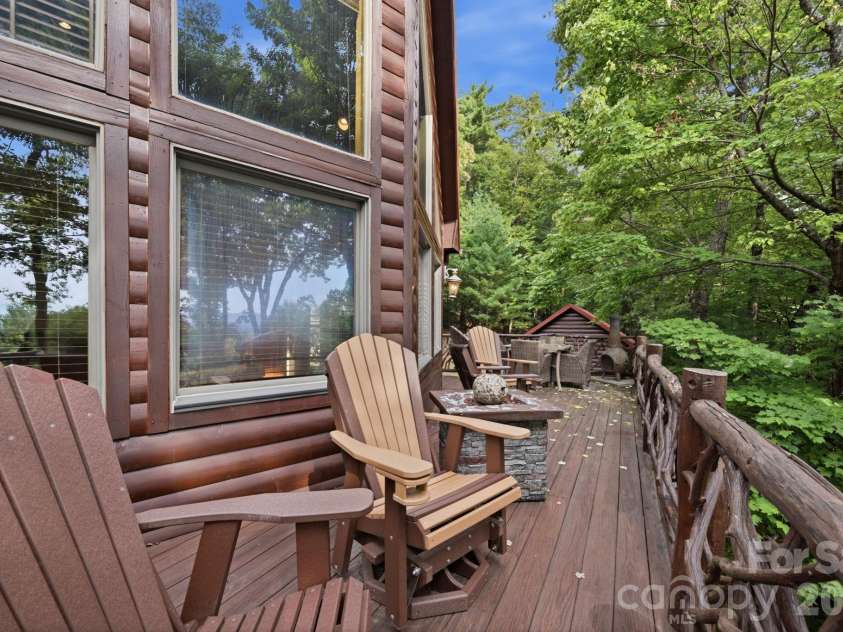 142 Fawn Lane, Purlear, NC 28665.  MLS# CAR4420826, YatesRealty ID 48401. 