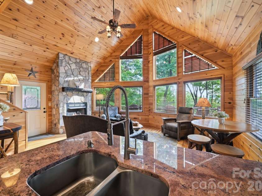 142 Fawn Lane, Purlear, NC 28665.  MLS# CAR4420826, YatesRealty ID 48401. 