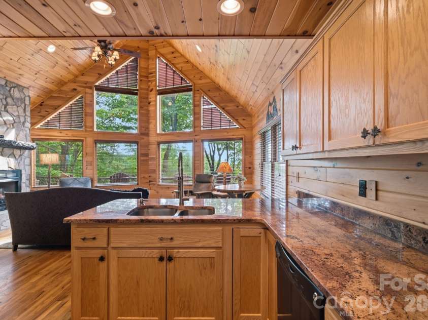 142 Fawn Lane, Purlear, NC 28665.  MLS# CAR4420826, YatesRealty ID 48401. 