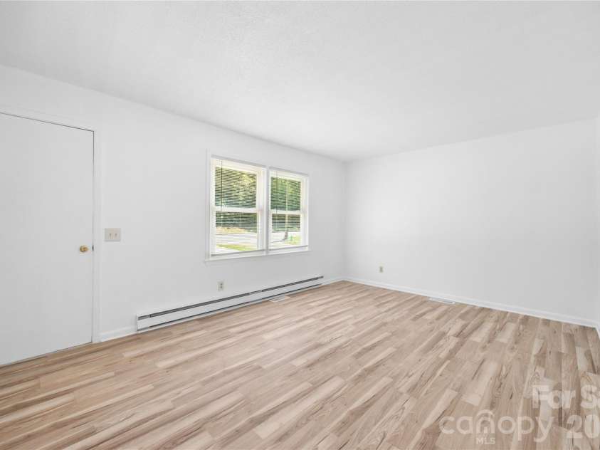 409 Moss Springs Road, Albemarle, NC 28001.  MLS# CAR4420748, YatesRealty ID 48402. 