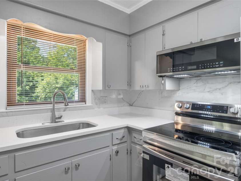 409 Moss Springs Road, Albemarle, NC 28001.  MLS# CAR4420748, YatesRealty ID 48402. 