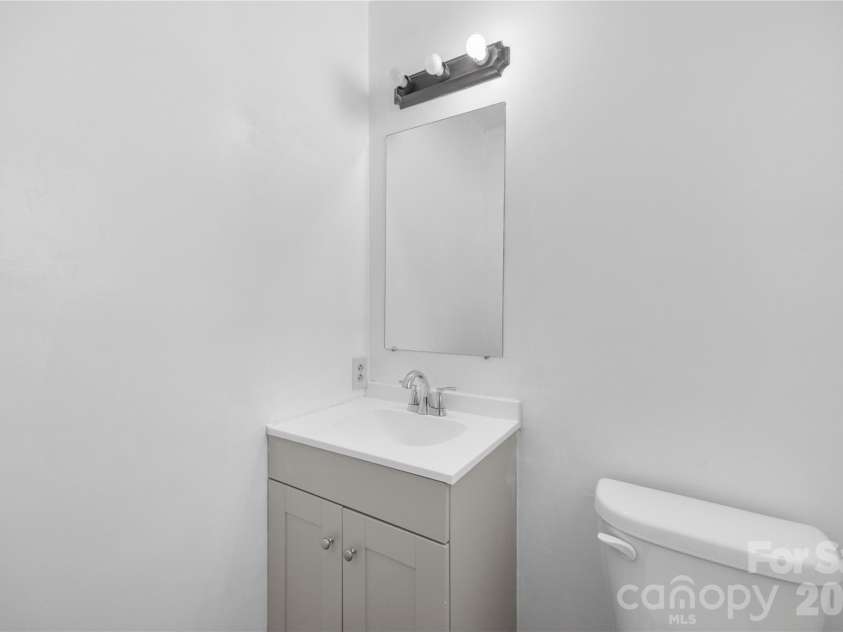 409 Moss Springs Road, Albemarle, NC 28001.  MLS# CAR4420748, YatesRealty ID 48402. 