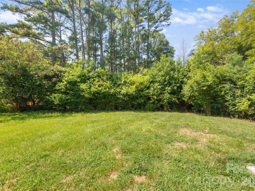 409 Moss Springs Road, Albemarle, NC 28001.  MLS# CAR4420748, YatesRealty ID 48402. 