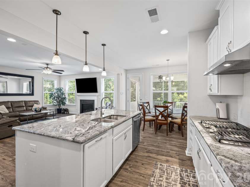 4050 Brandywine Terrace, Lancaster, SC 29720.  MLS# CAR4417845, YatesRealty ID 48403. 